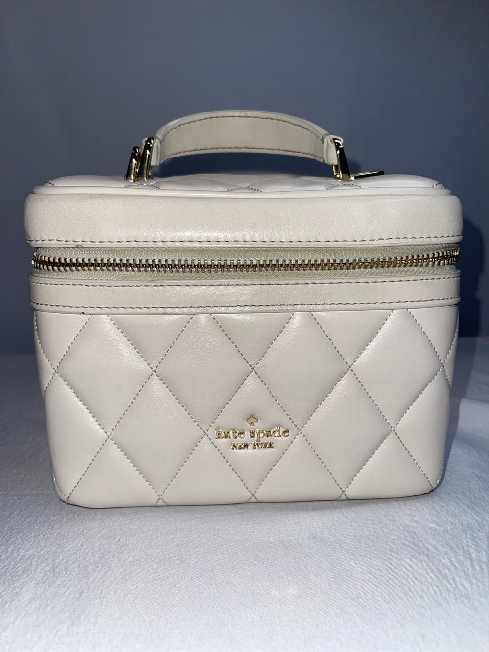 Kate Spade White Quilted Vanity Crossbody Bag Gold Chain Top Handle